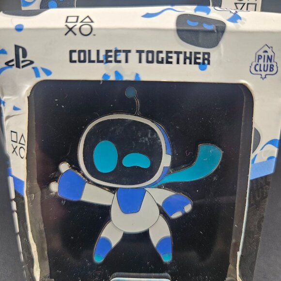 PlayStation Astro Bot Collectible Pin Club Enamel Pin Official Merchandise Boxed - Picture 3 of 5
